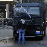 Egitto: Tarek Wajeh contro gli idranti